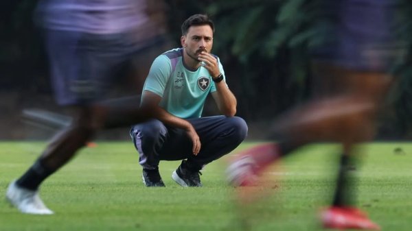 9d.com Botafogo não consegue regularizar Davide Ancelotti para jogo contra o Vasco